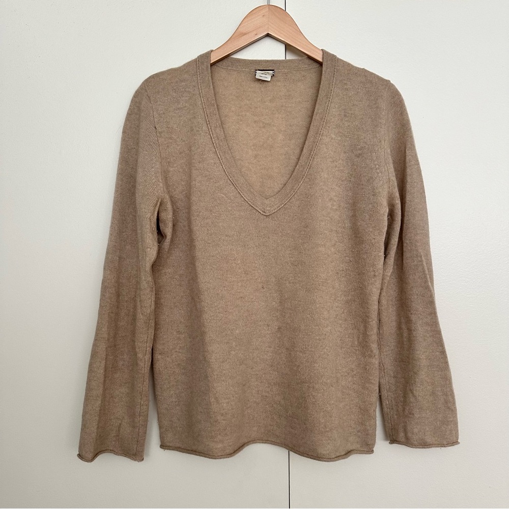 J. Crew rolled hem cashmere sweater size large